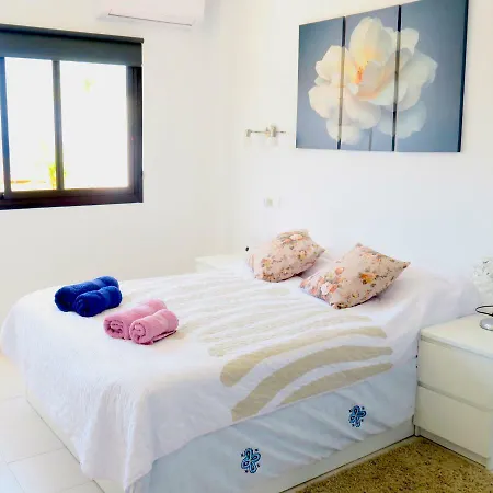 Апартаменты Paradise Court *