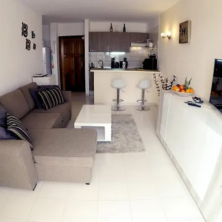 Paradise Court * Costa Adeje (Tenerife)